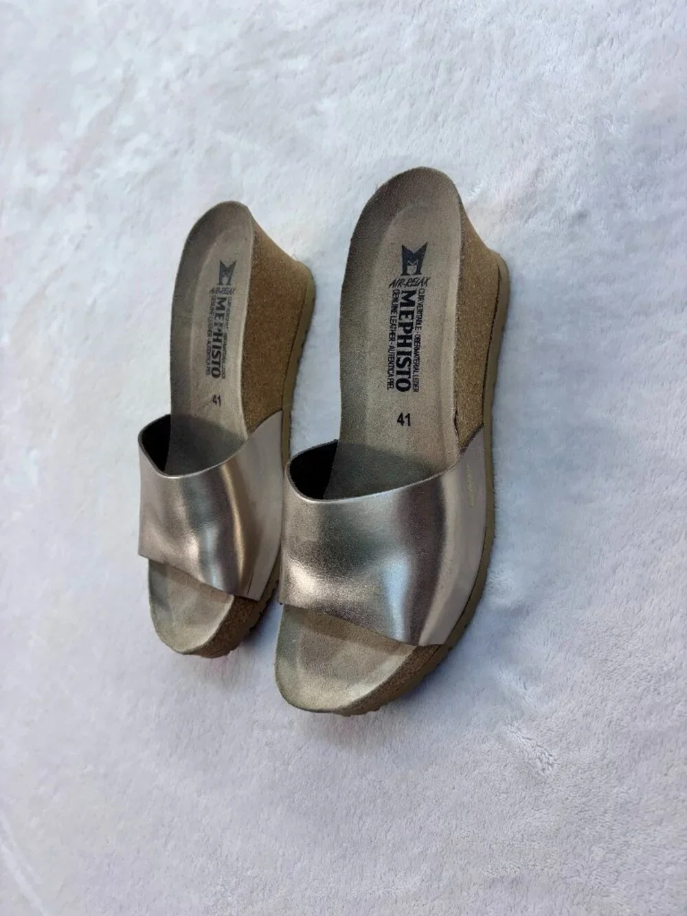 Mephisto Women's Wedges --- Genuine Leather --- Size: 41--- Few Flaws!